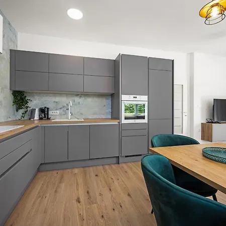 Luxury Lotus&lovor *