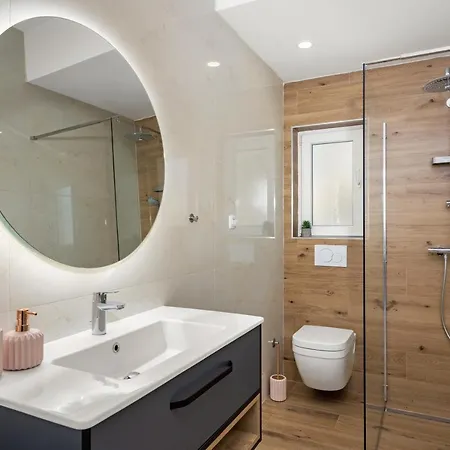 Luxury Lotus&lovor Appartement Pula