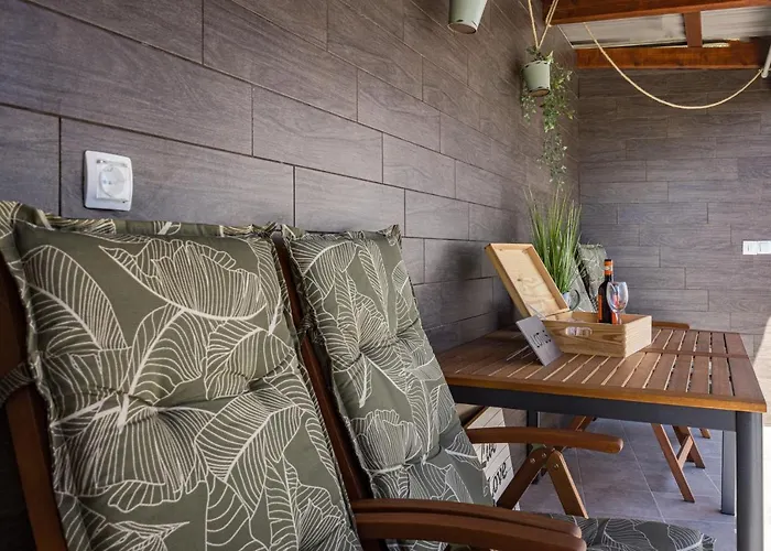 Luxury Lotus&lovor Apartment Pula