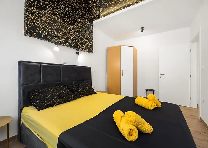 Luxury Lotus&lovor بولا